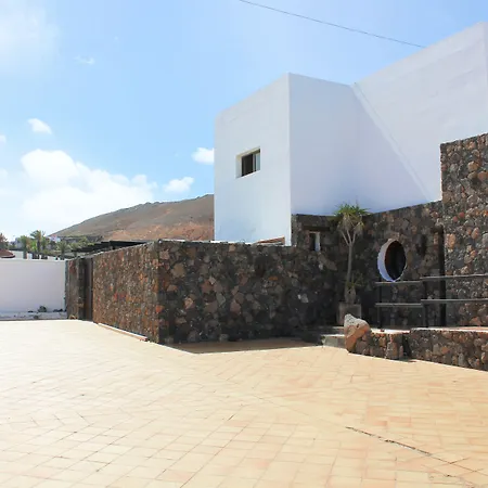 Marisa Rezort Tinajo