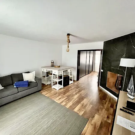 Marisa Rezort Tinajo